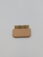 Lidan Wooden Brush - Image 3