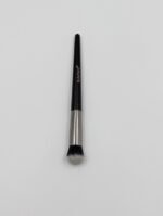 Ruby Face Powder Contour Brush - Image 2